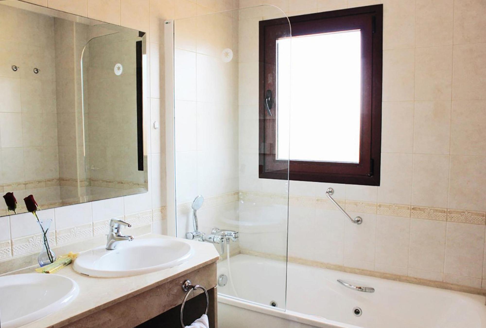 Apartamentos Albir Confort - Avenida 1 Dorm El Albir Eksteriør billede