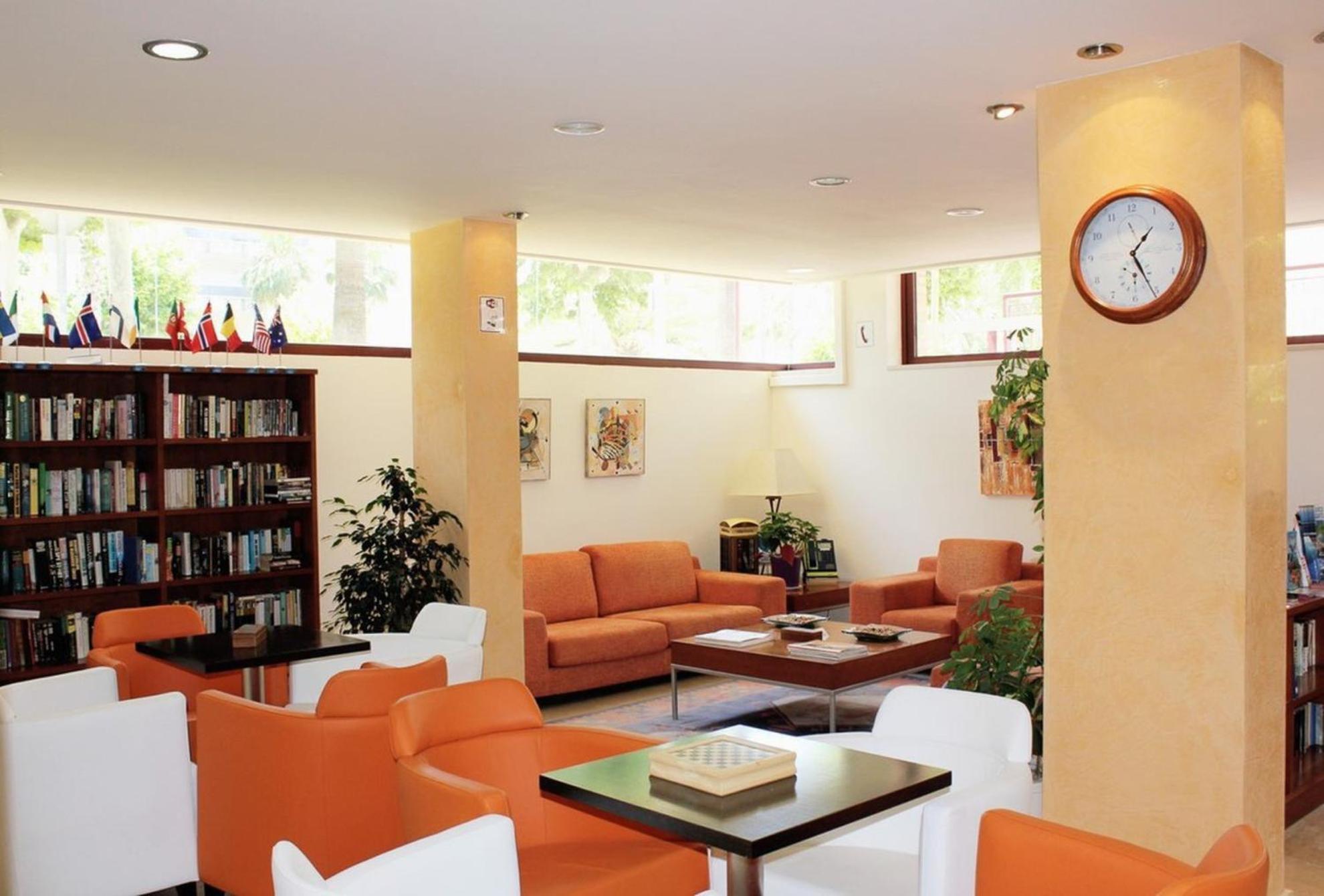 Apartamentos Albir Confort - Avenida 1 Dorm El Albir Eksteriør billede