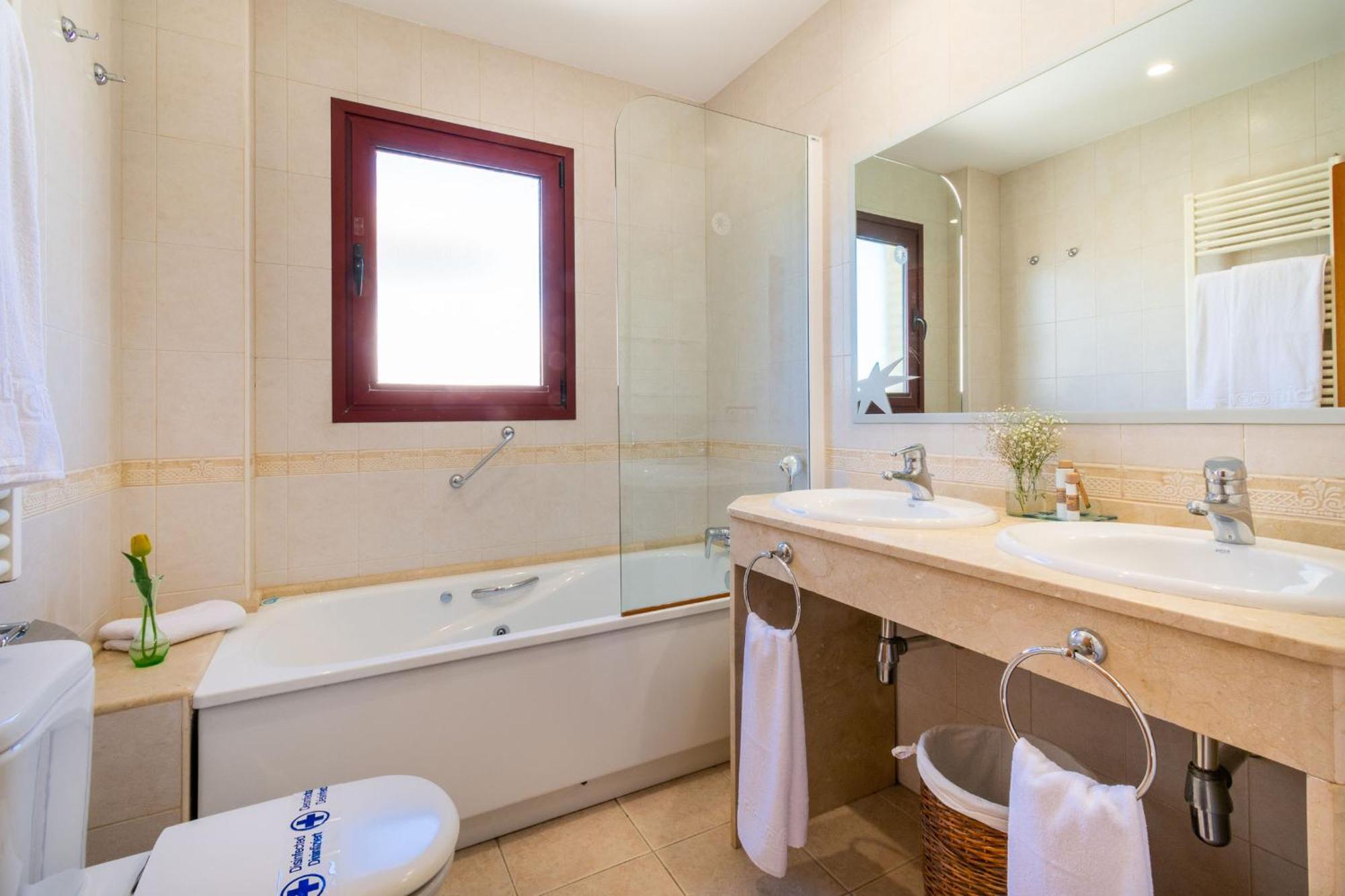Apartamentos Albir Confort - Avenida 1 Dorm El Albir Eksteriør billede